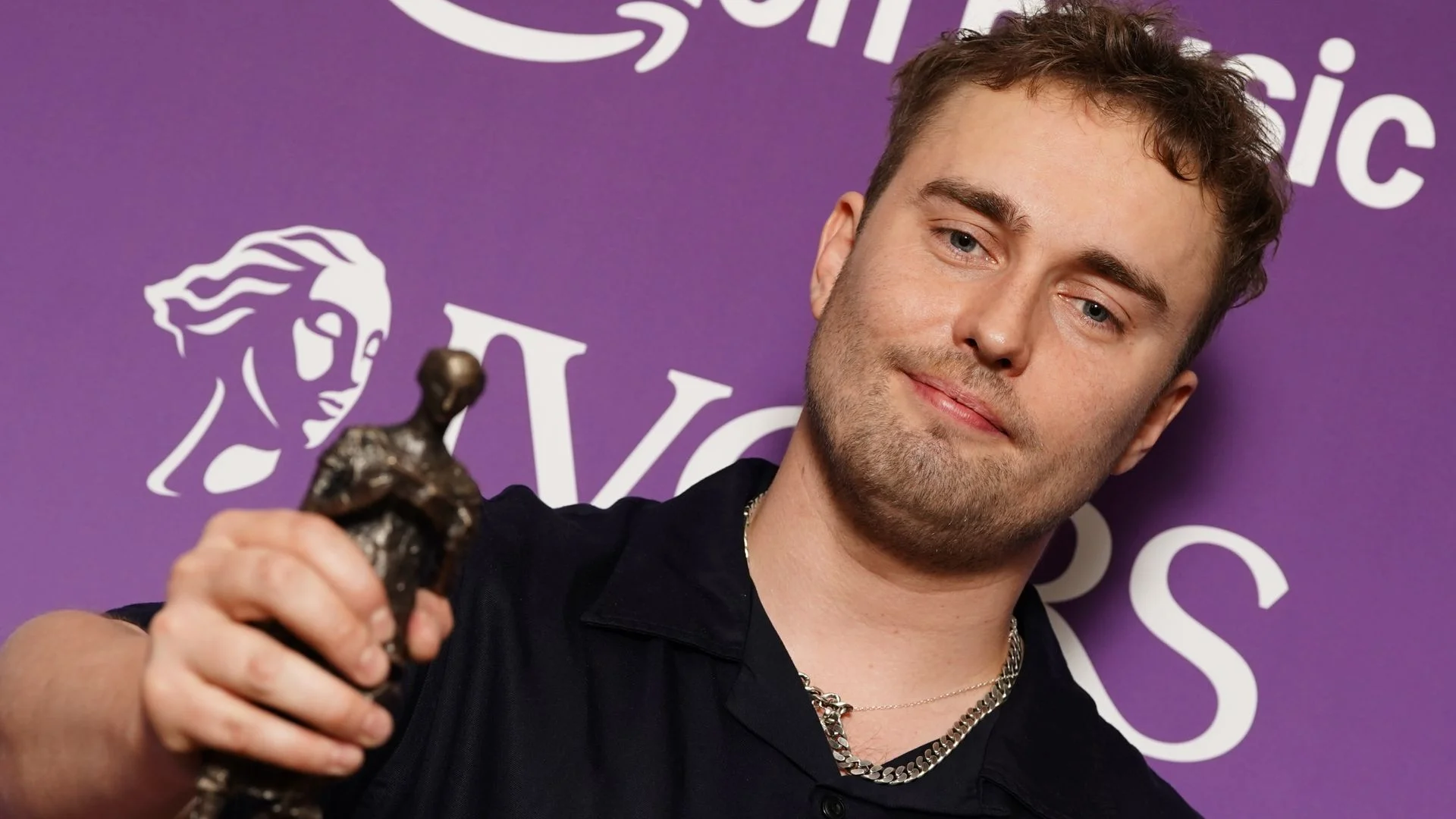 Sam Fender, Lily Allen and CMAT among top songwriting award winners