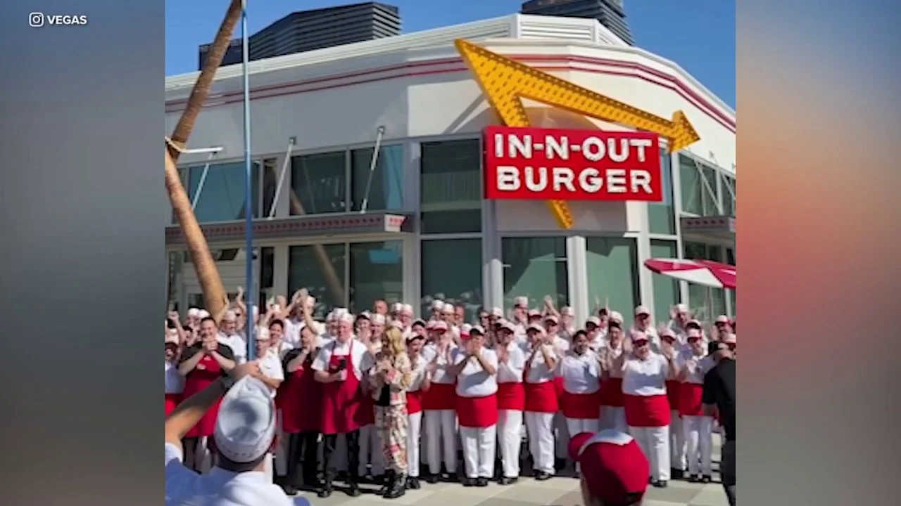 New 2-story, 8K-square-foot In-N-Out opens on Vegas Strip