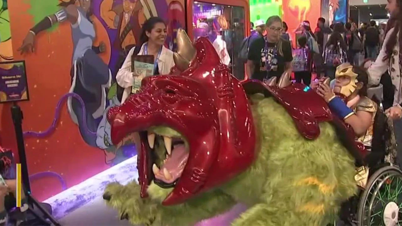 Nonprofit creates epic custom cosplay wheelchairs for kids at San Diego Comic-Con