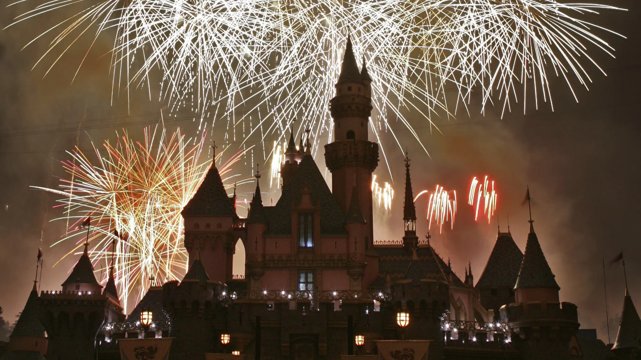 Disneyland offering evening park tickets for $59 this summer