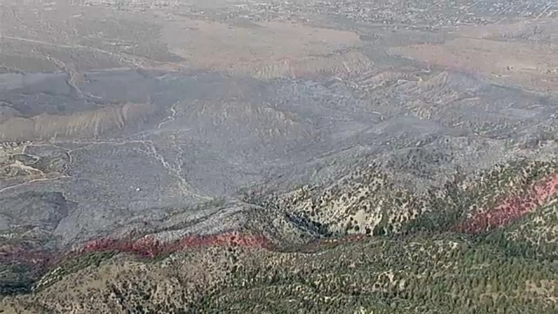 Firefighters make progress on Summit Fire burning in Antelope Valley; evacuations still in place