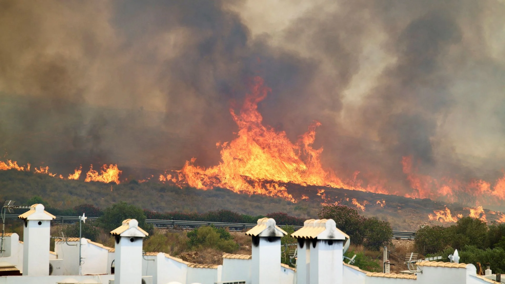 British woman becomes 13th person to die after wildfire in Spain, officials say