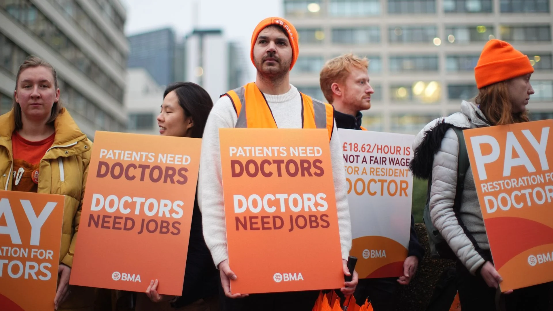 Senior doctors to strike for two days in November