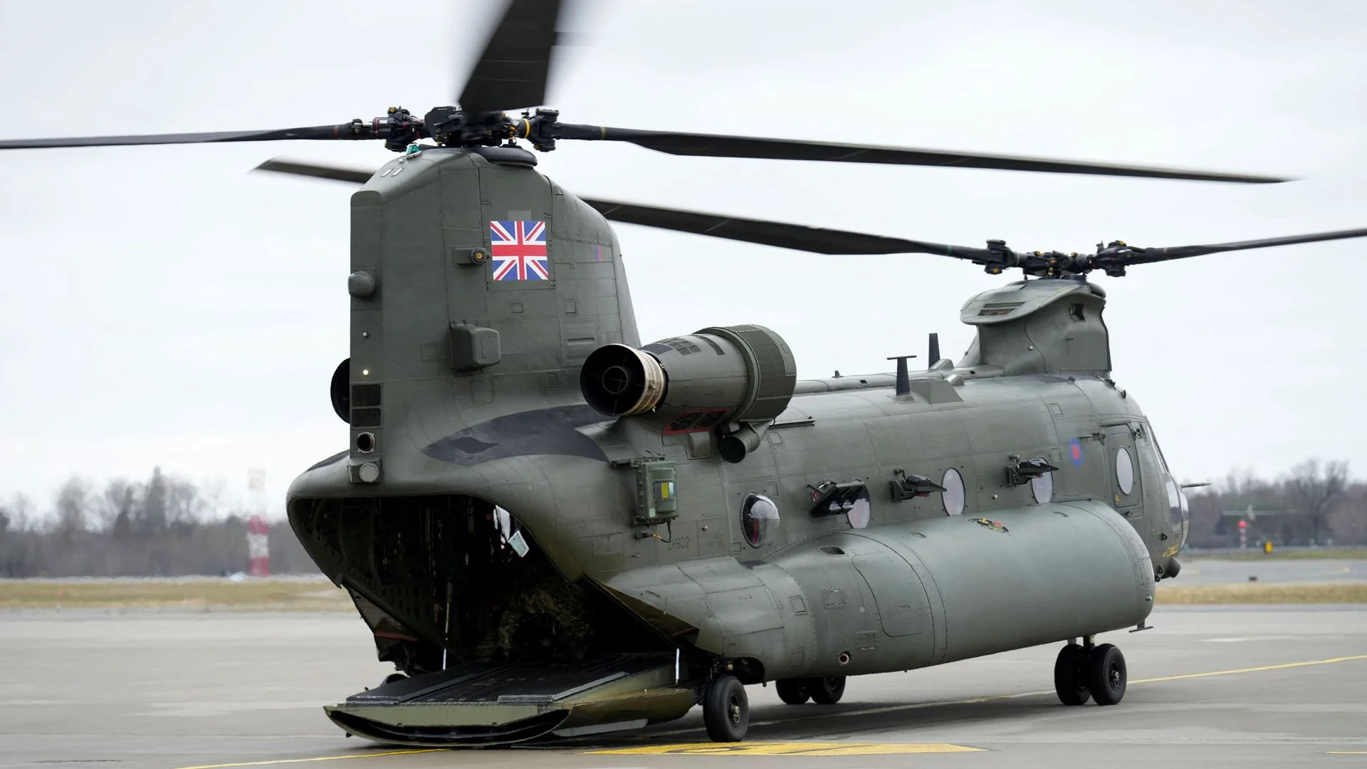 Military aircraft to be equipped to fight wildfires