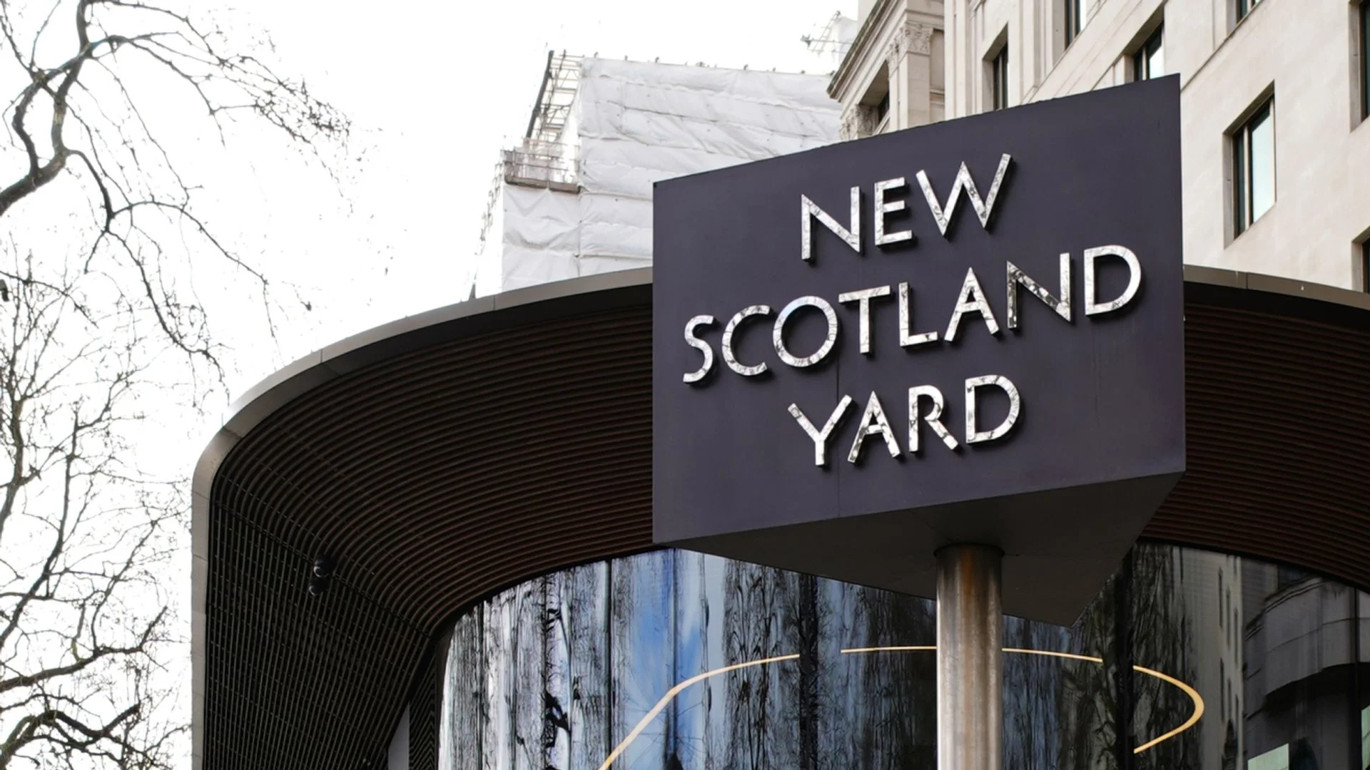 Ex-Met police officer accused of raping sleeping woman, court told