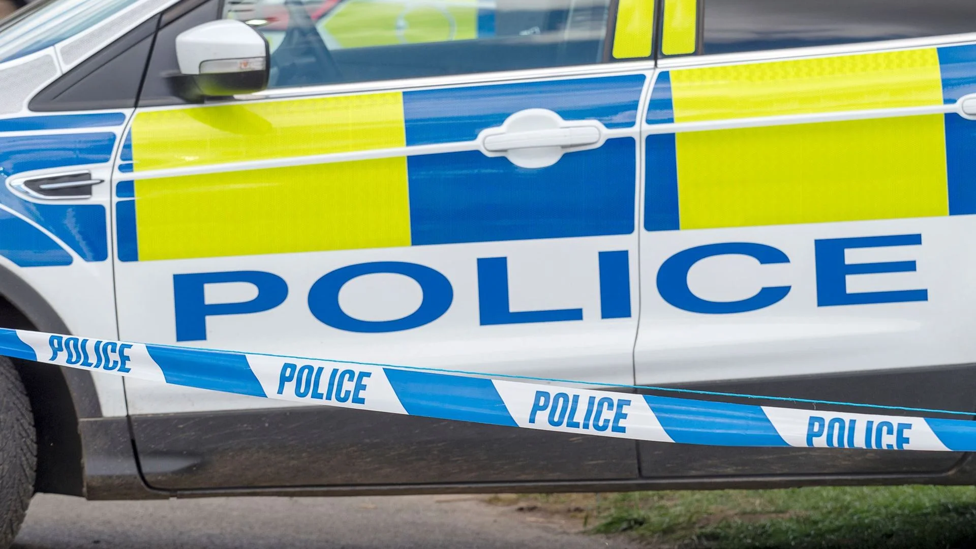 Boy, 17, dies after Luton stabbing as murder investigation launched