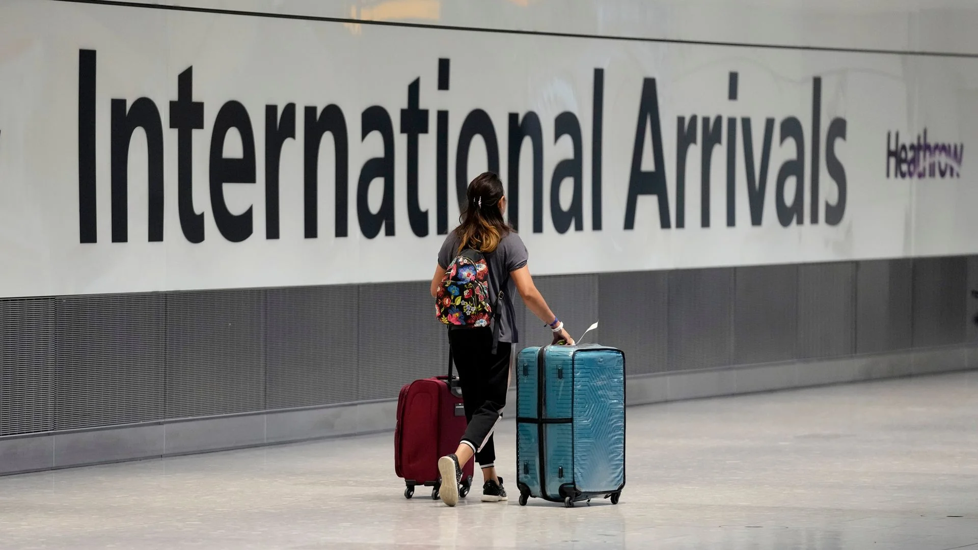 Heathrow warns of disruption at two terminals after flooding