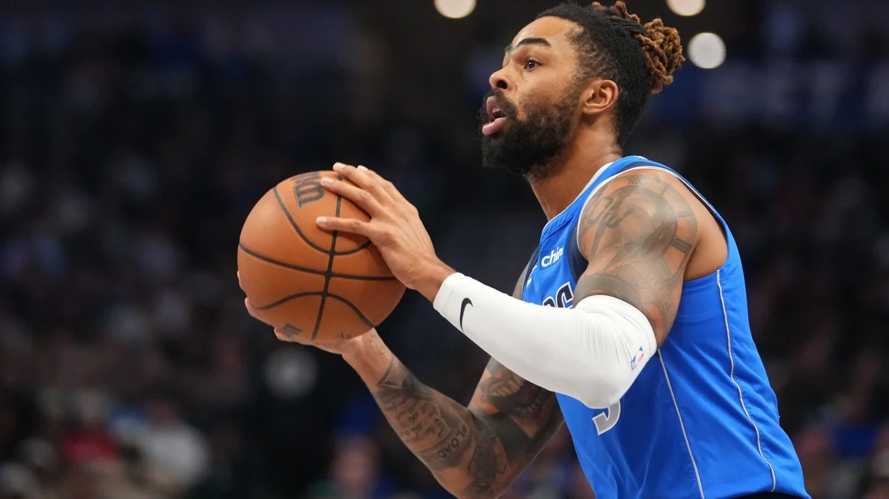 Grizzlies waive D'Angelo Russell ahead of camp, sign Brendan Hausen