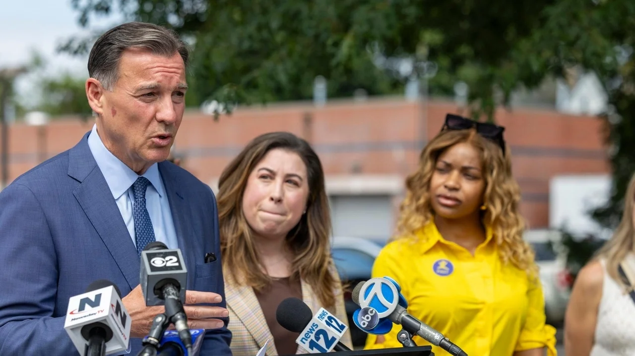 Rep. Tom Suozzi, human trafficking survivors rally for congressional legislation to fight the crisis