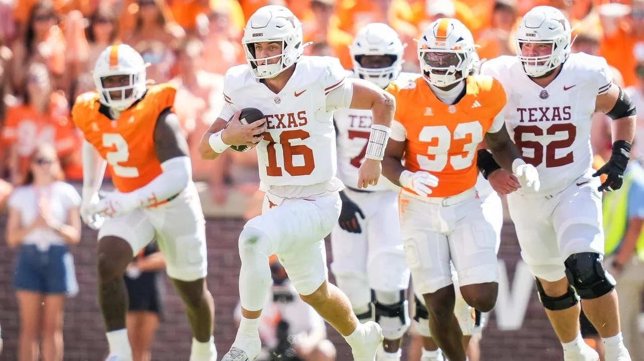 Longhorns and Sooners bring dominant defense and sputtering offense to Cotton Bowl rivalry