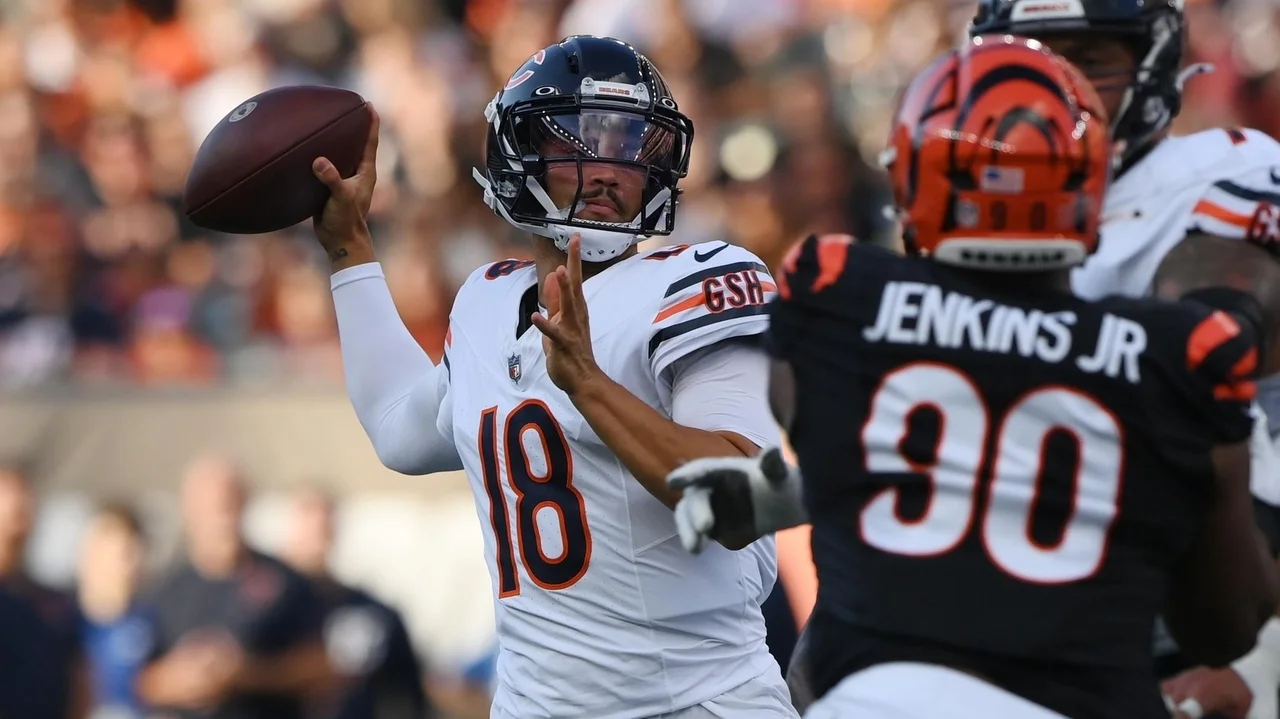Bears, Panthers look to continue to progress under still-developing No. 1 overall draft picks