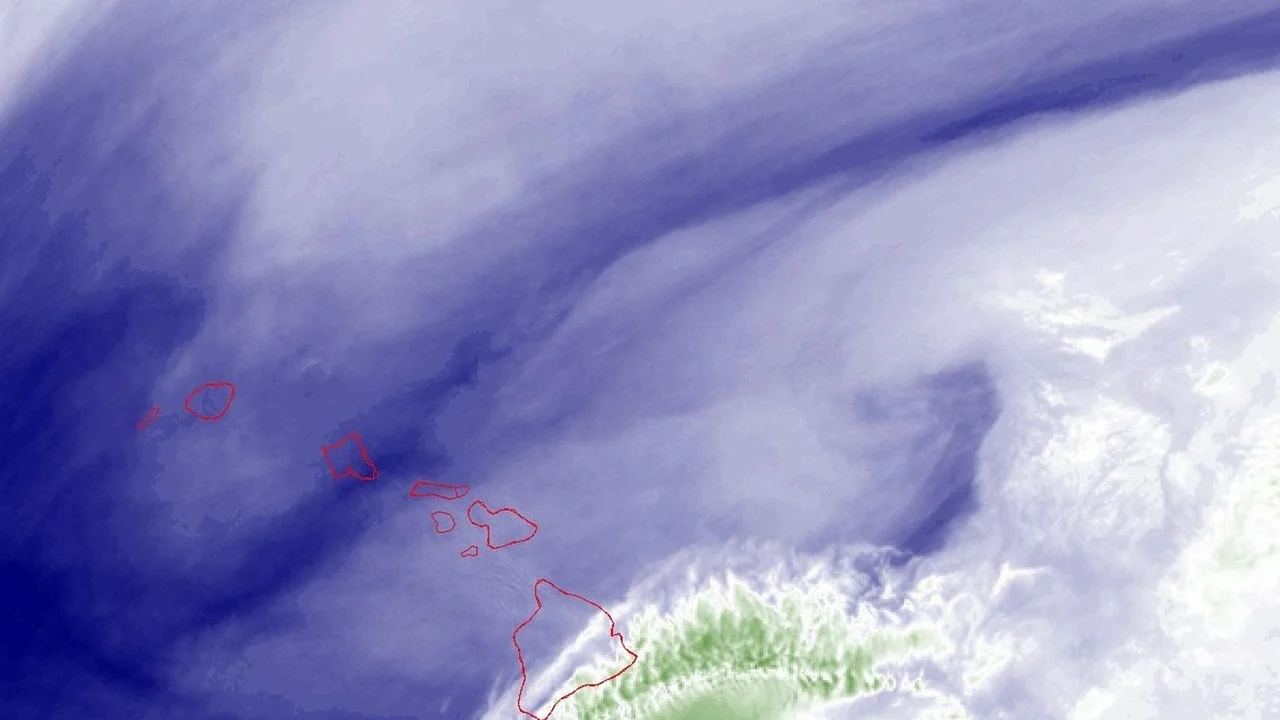 Tropical Storm Moke carrying more rain toward hurricane-damaged Hawaii