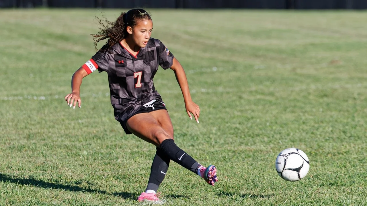High school roundup: Field hockey, boys and girls soccer, girls volleyball and girls swimming