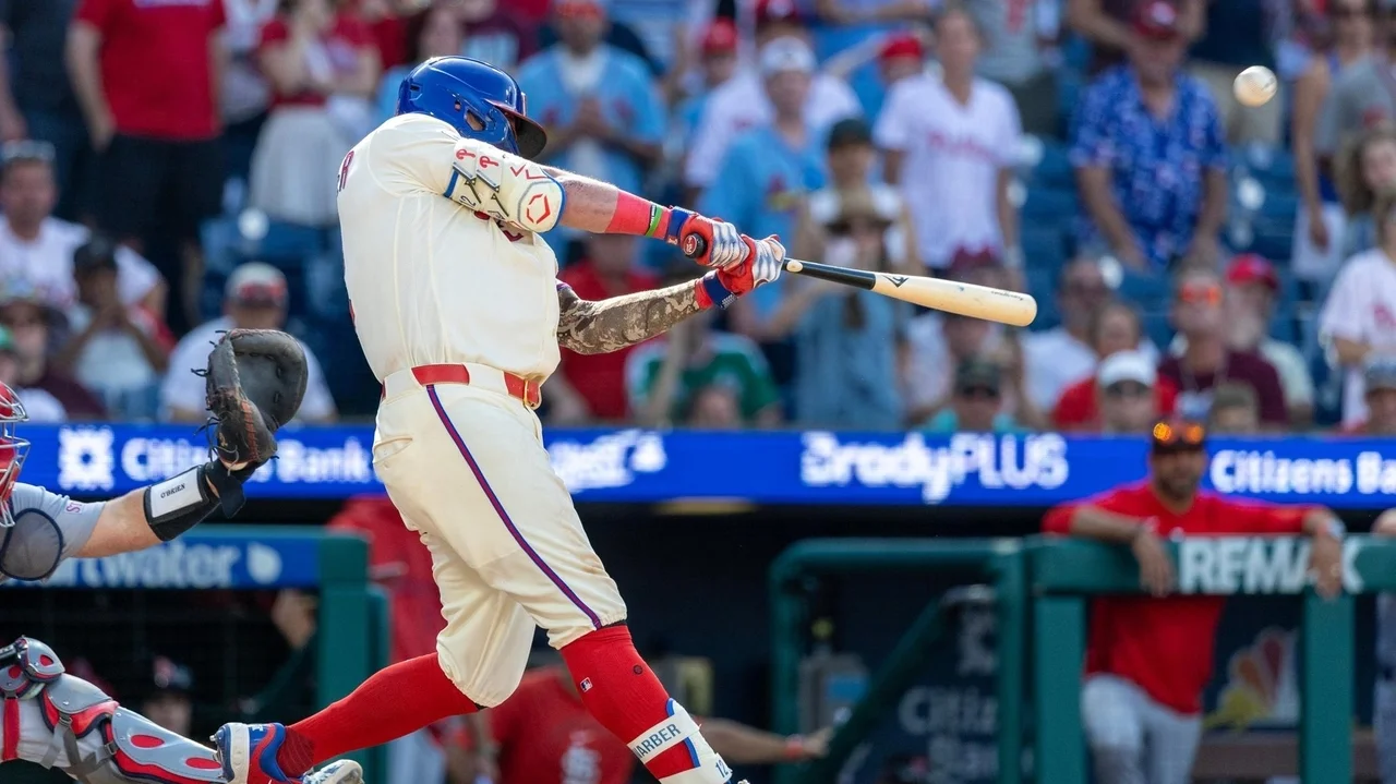 MLB home run leader Schwarber punctuates Phillies' unlikely comeback win over the Cardinals