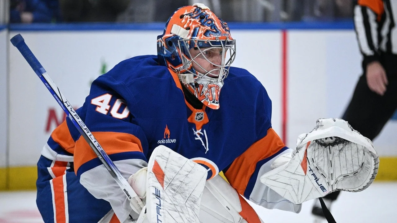 Why the Islanders' backup goalie situation could be the key to the rest of their roster construction