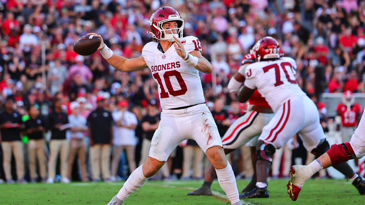 Oklahoma facing QB questions heading into rivalry week against No. 1 Texas