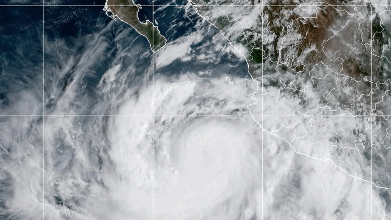 Hurricane Rachel forms in Pacific Ocean but poses no threat to land, forecasters say