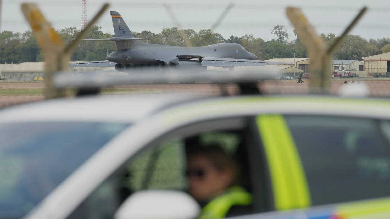 Man arrested in UK on suspicion of terror offense over incident at US-run air base