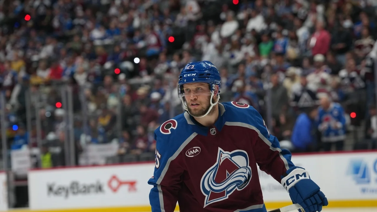 Banged-up forwards Logan O'Connor and Zachary L'Heureux could return on Avalanche's 2-game trip
