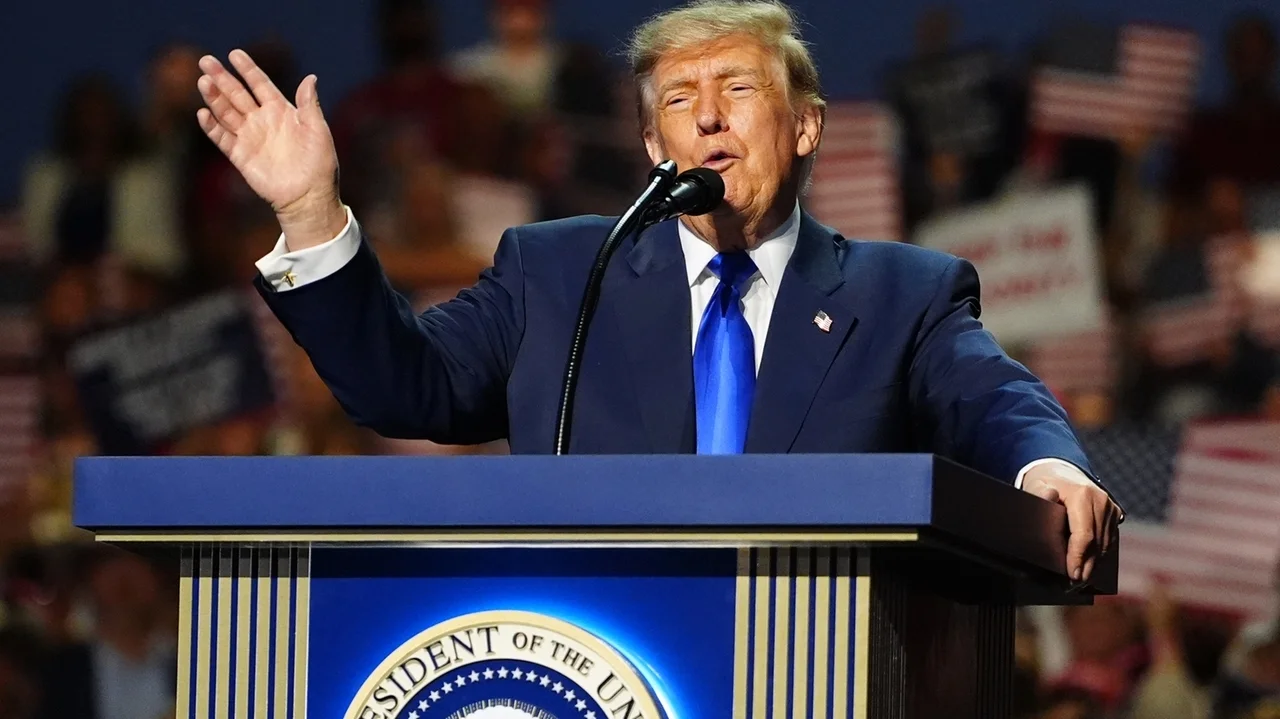 Trump promises $500 Obamacare rebate checks for 1M enrollees in 30 states
