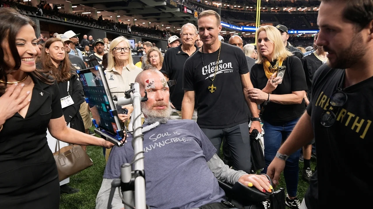 Saints' lopsided loss sours a day of celebration on the 20th anniversary of the 'Domecoming'