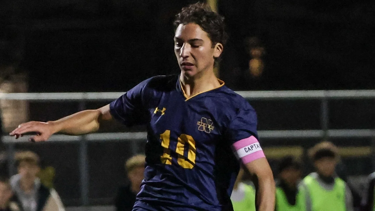 Northport boys soccer's Teddy Hopkins makes seven saves in win over Huntington