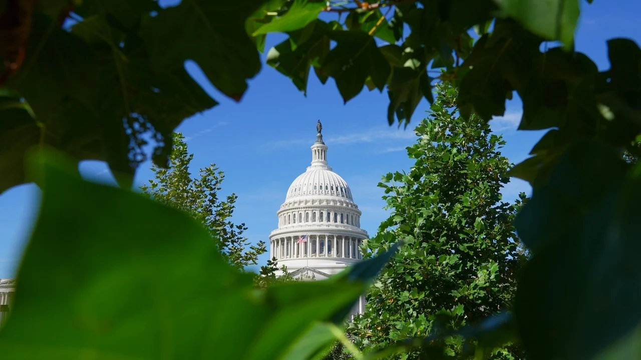 Senate reaches bipartisan deal on permitting bill to speed approvals of new energy projects