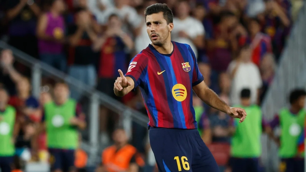 Rodri debuts with Barcelona as fans show support for Catalonia. Chelsea wins in League Cup