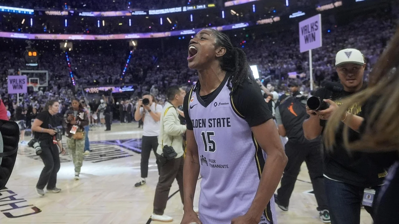 Gabby Williams helps lead second-year Valkyries into WNBA semifinals against defending champion Aces