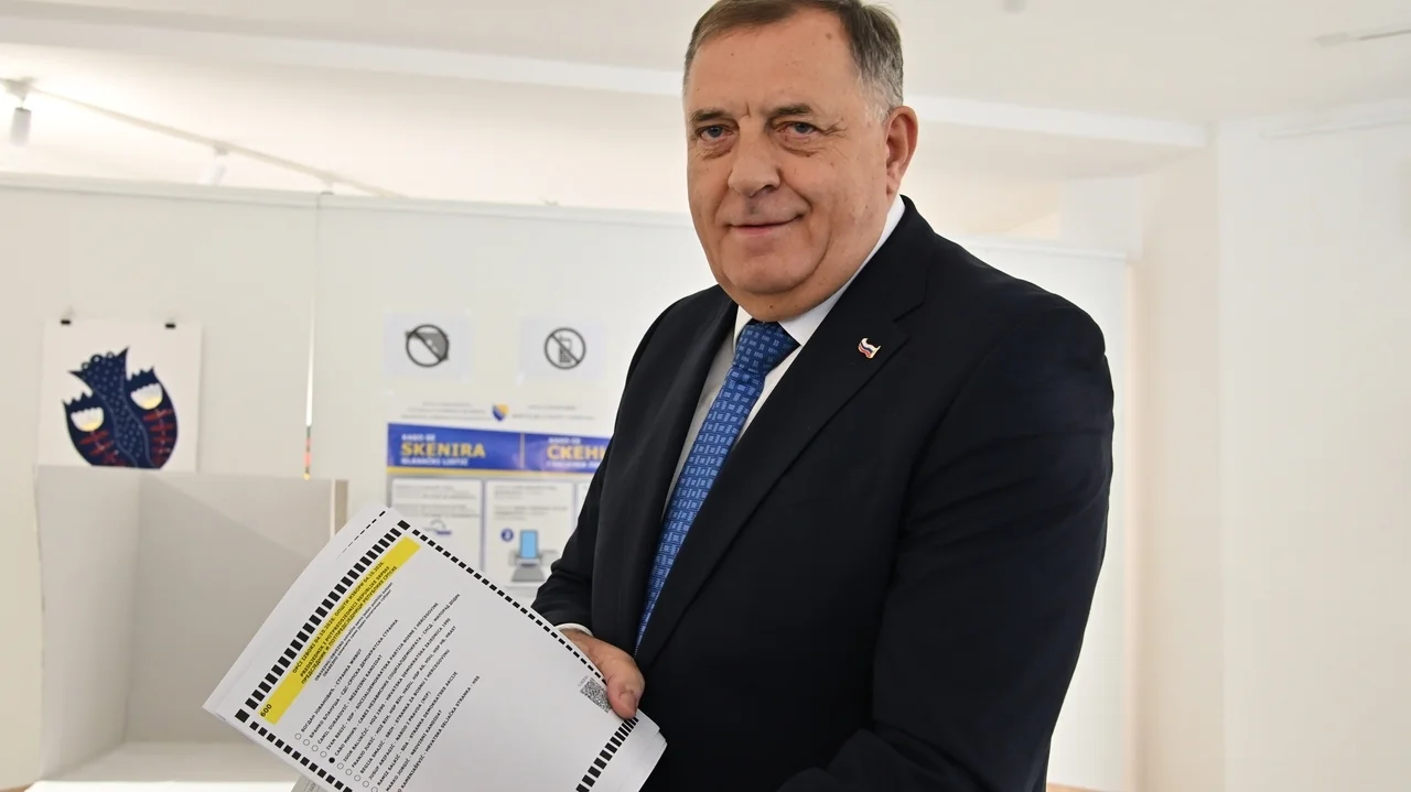 Nationalists gain ground in Bosnia election, raising fears of deeper instability
