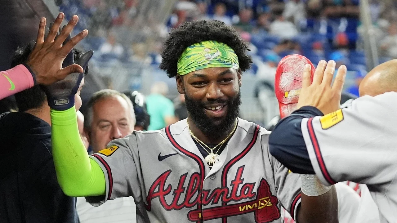 Harris' 4 hits lift Braves to 8-3 win, assures Marlins 15th losing season in 17 years