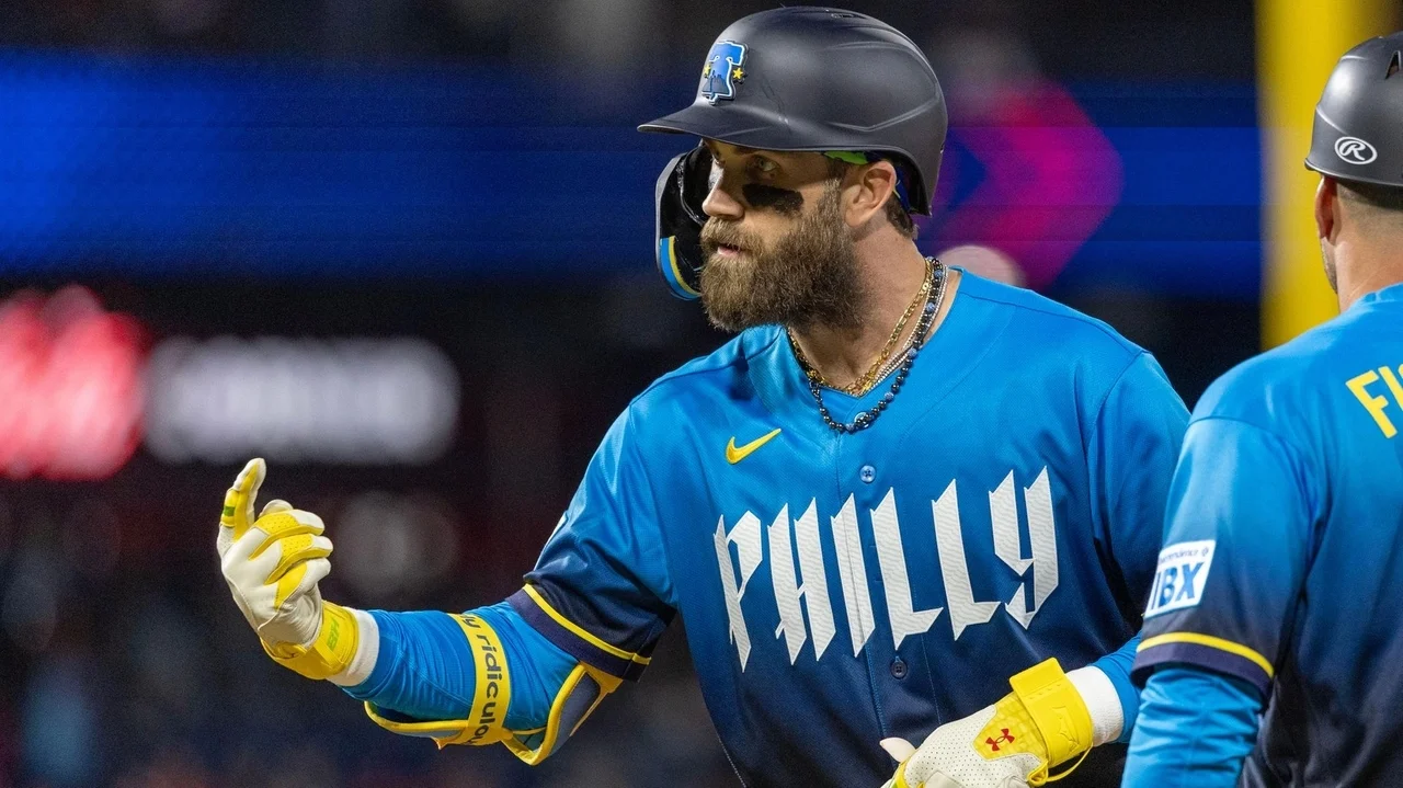 Phillies feel the heat, hear the boos after latest loss slows potential NL playoff push