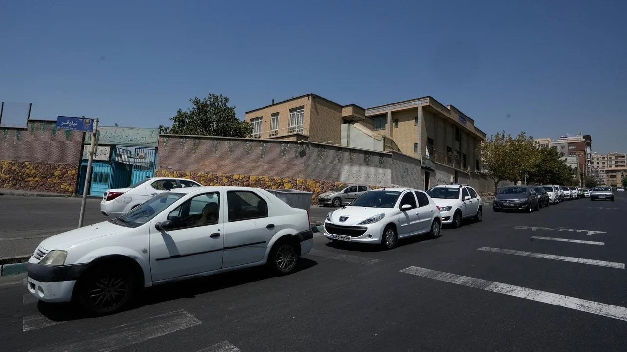 There are gas lines in Iran, but no sign yet that its leaders will bow to US sanctions