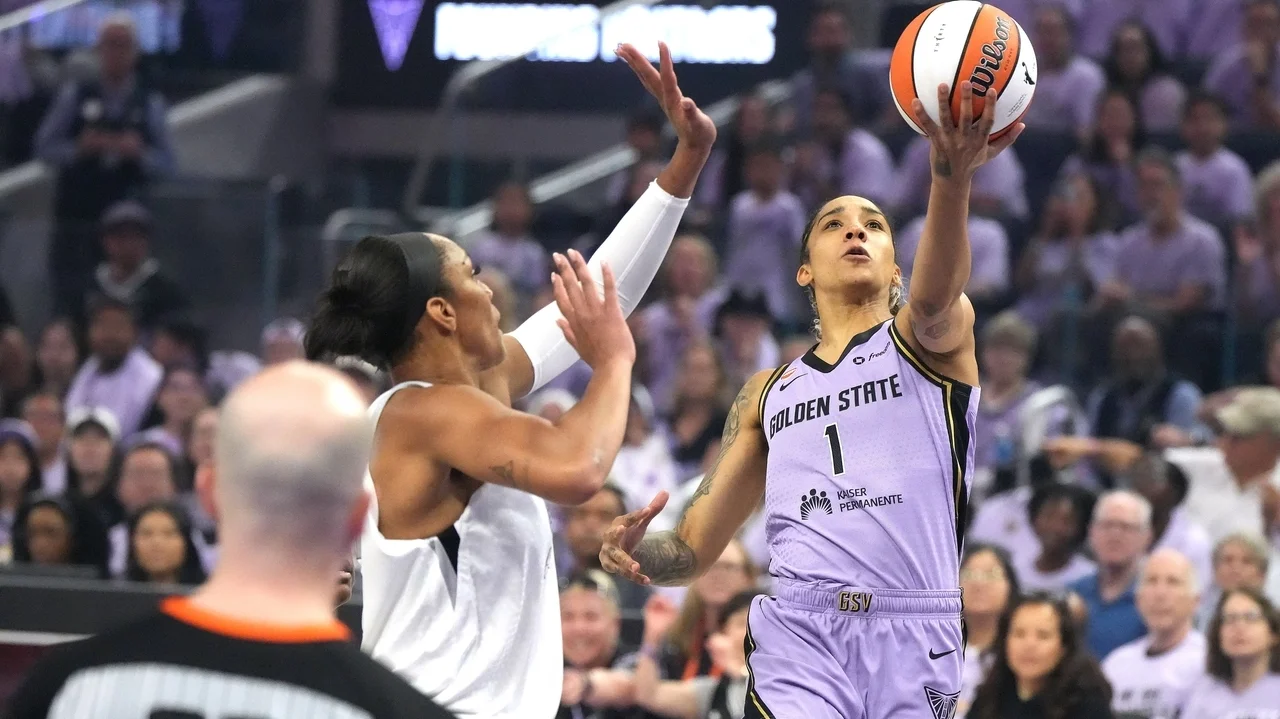 Gabby Williams leads the way again for Valkyries, who beat Las Vegas 71-60 in Game 1 of WNBA semis