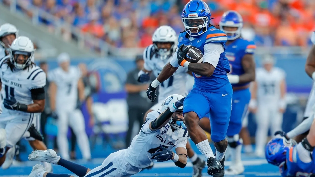 Madsen, No. 22 Boise State beat Utah State 37-18 in the teams' inaugural Pac-12 game