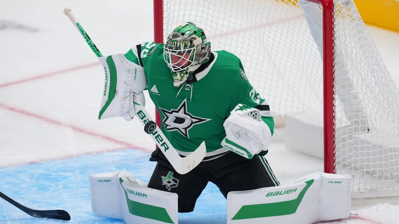 Oettinger earns 17th career shutout as Stars beat Sharks 5-0; San Jose's Celebrini scratched