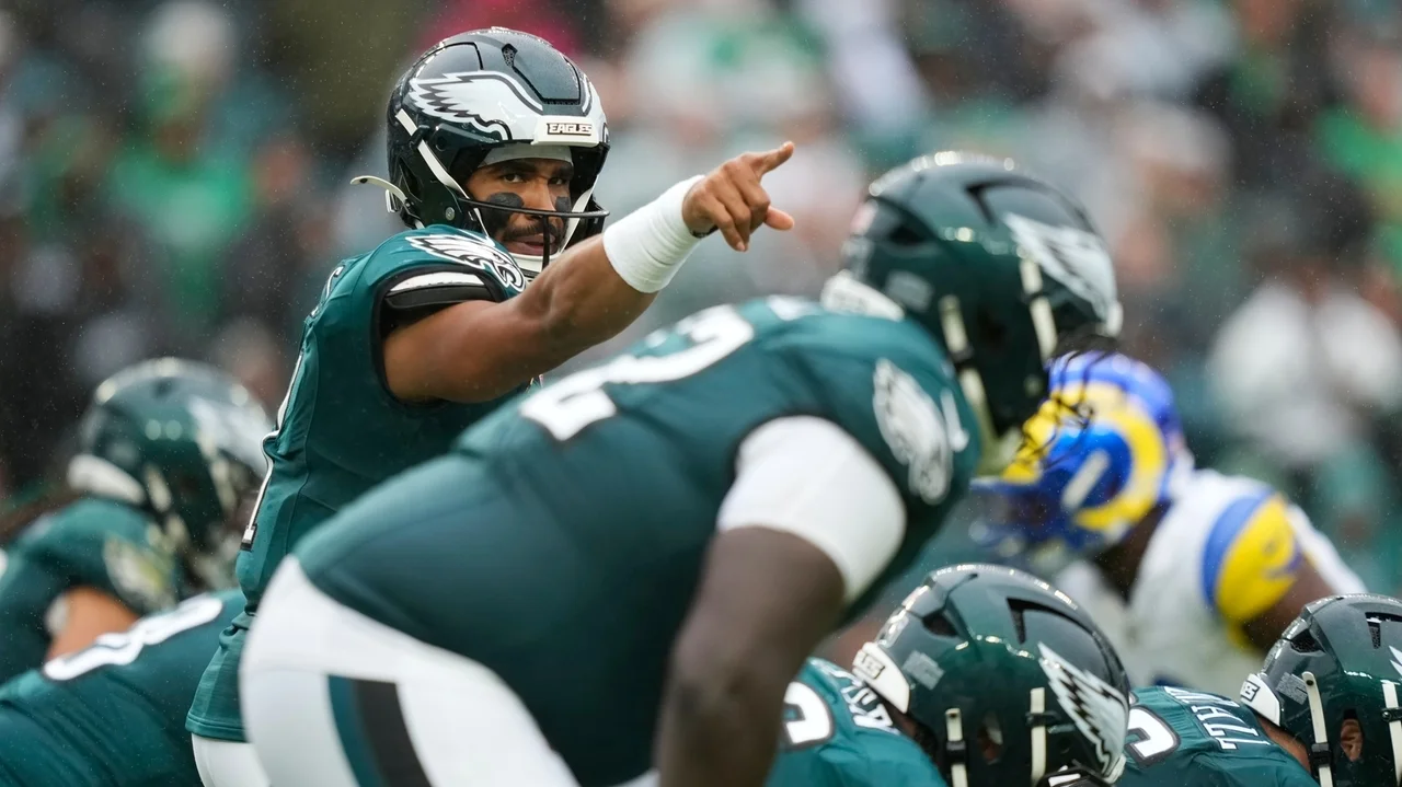 Eagles head to London at .500 and in dire need of fixing offense sagging under Hurts, Sirianni