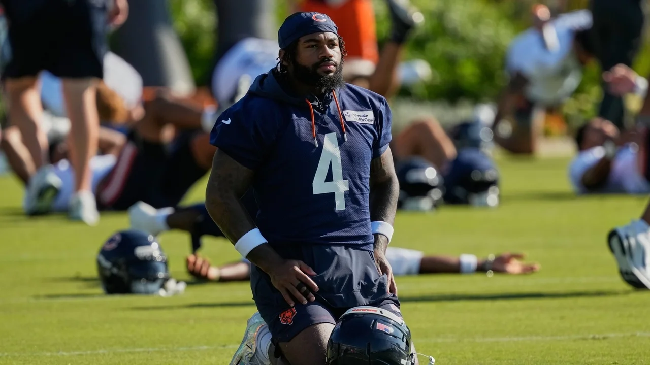 Bears hit by running back injuries as D'Andre Swift exits practice and Kyle Monangai is week to week