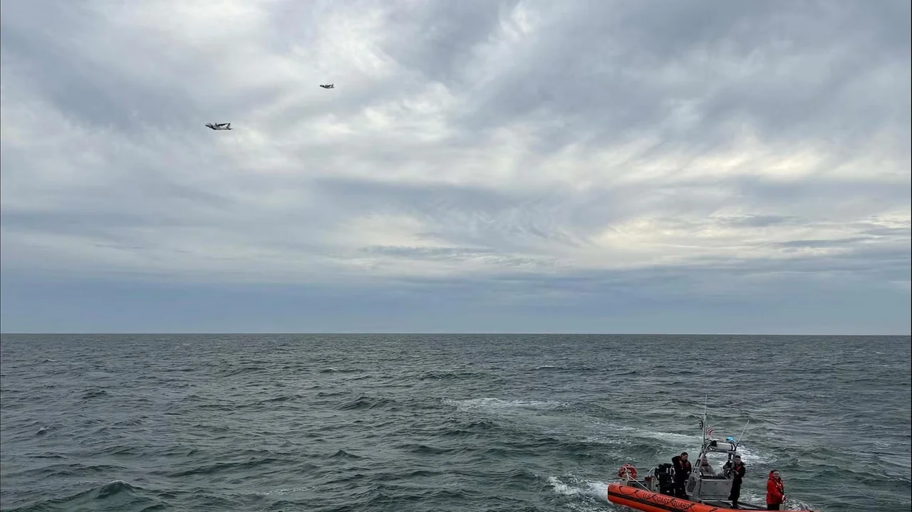 Search ongoing for missing medical flight from Bermuda to Boston as crews plan to scour ocean floor