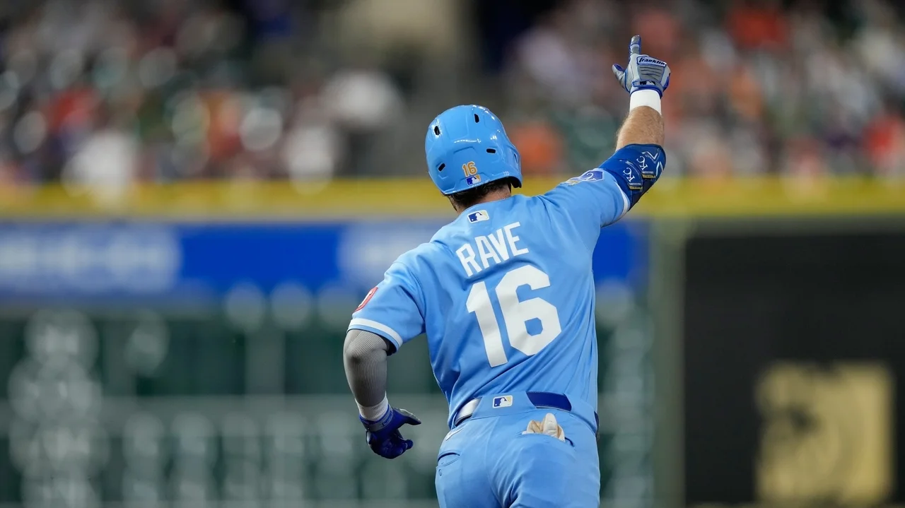 Rave and Massey homer as Royals beat Astros 5-2, dropping Houston into first-place tie with Texas