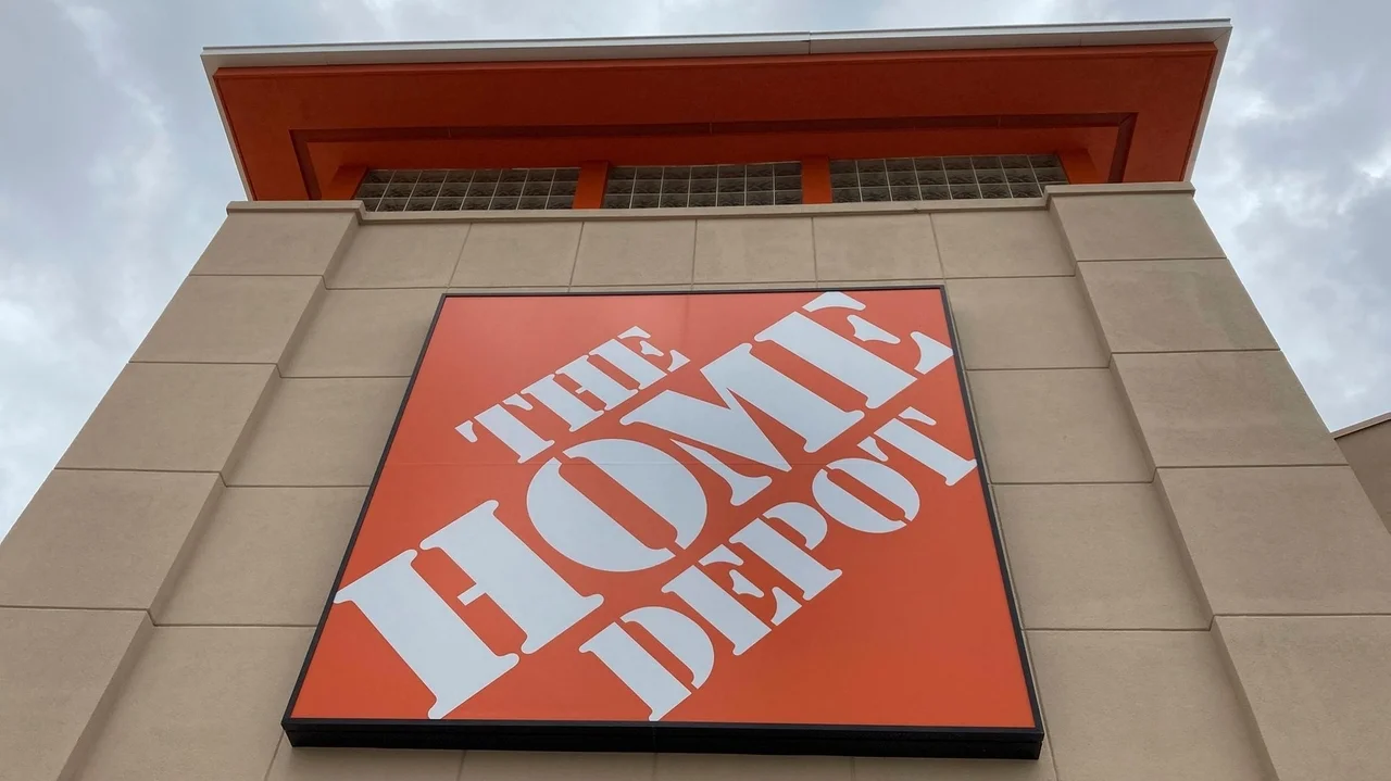 Hicksville woman sentenced as part of theft scheme targeting Home Depot stores