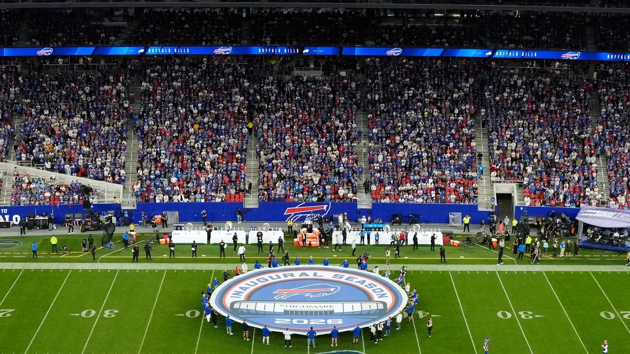 Fireworks, 2 anthems and a full house: Bills host Lions in 1st regular-season game at new stadium