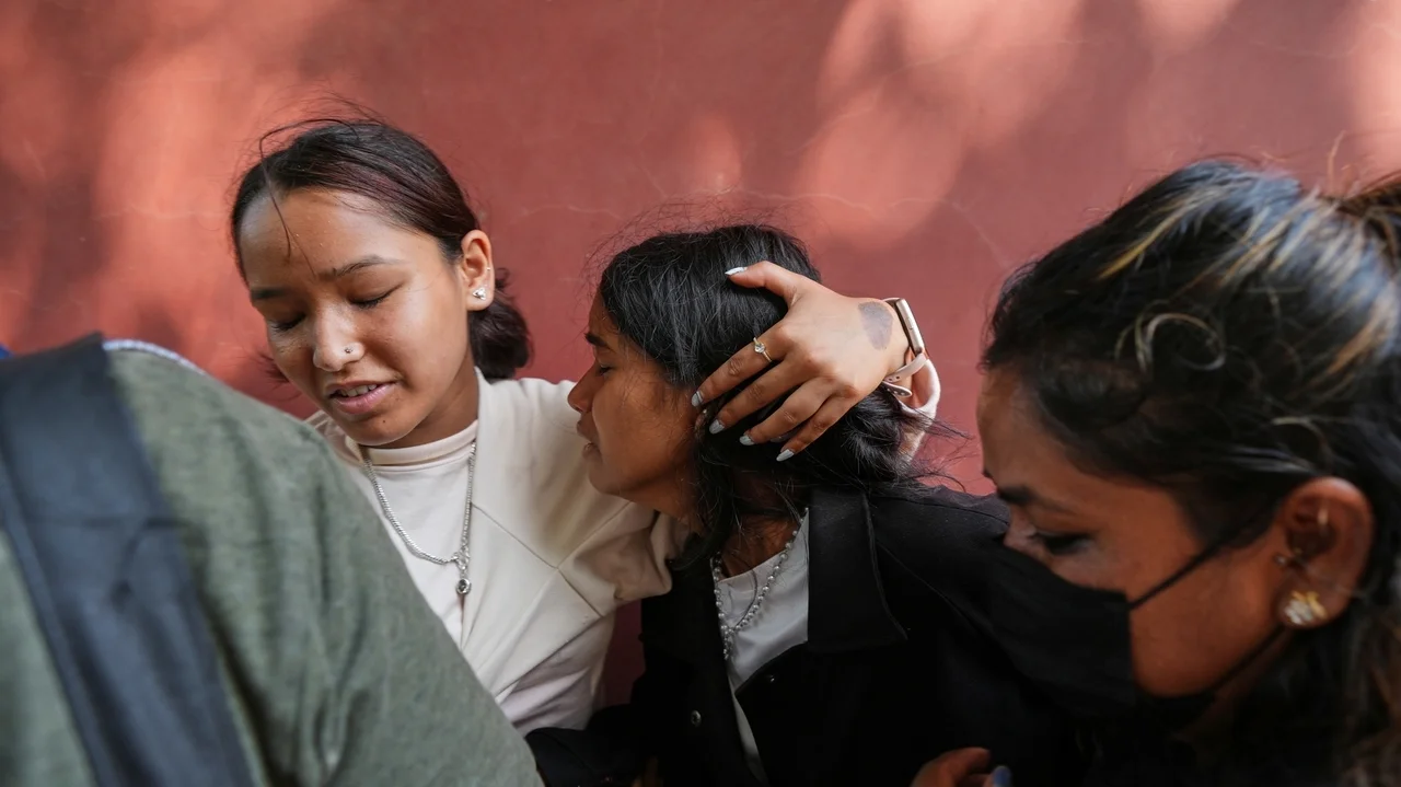The Latest: Rescuers search for hundreds still missing in area of Nepal-China border disaster