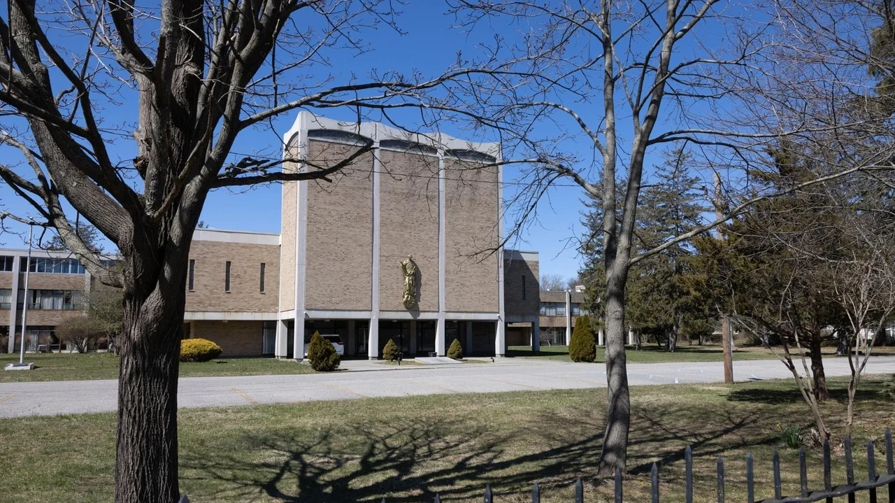 Islip Town denies Muslim group's boarding school plan over zoning issue
