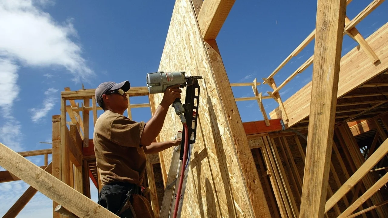 New builds cost more on Long Island, but houses built in the '50s and '60s dominate the market