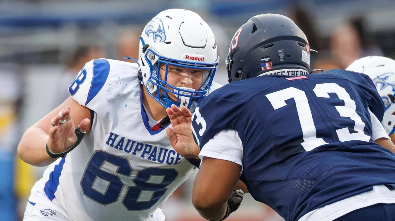 Football photos: Hauppauge at Smithtown West