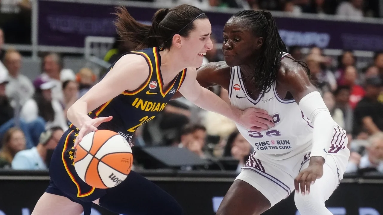 Kelsey Mitchell scores 33 points to set WNBA season mark as Fever beat Tempo 103-85