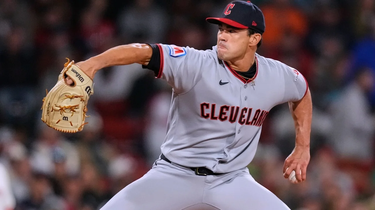 Guardians clinch a playoff spot again, edging the Red Sox 1-0 on Martínez homer