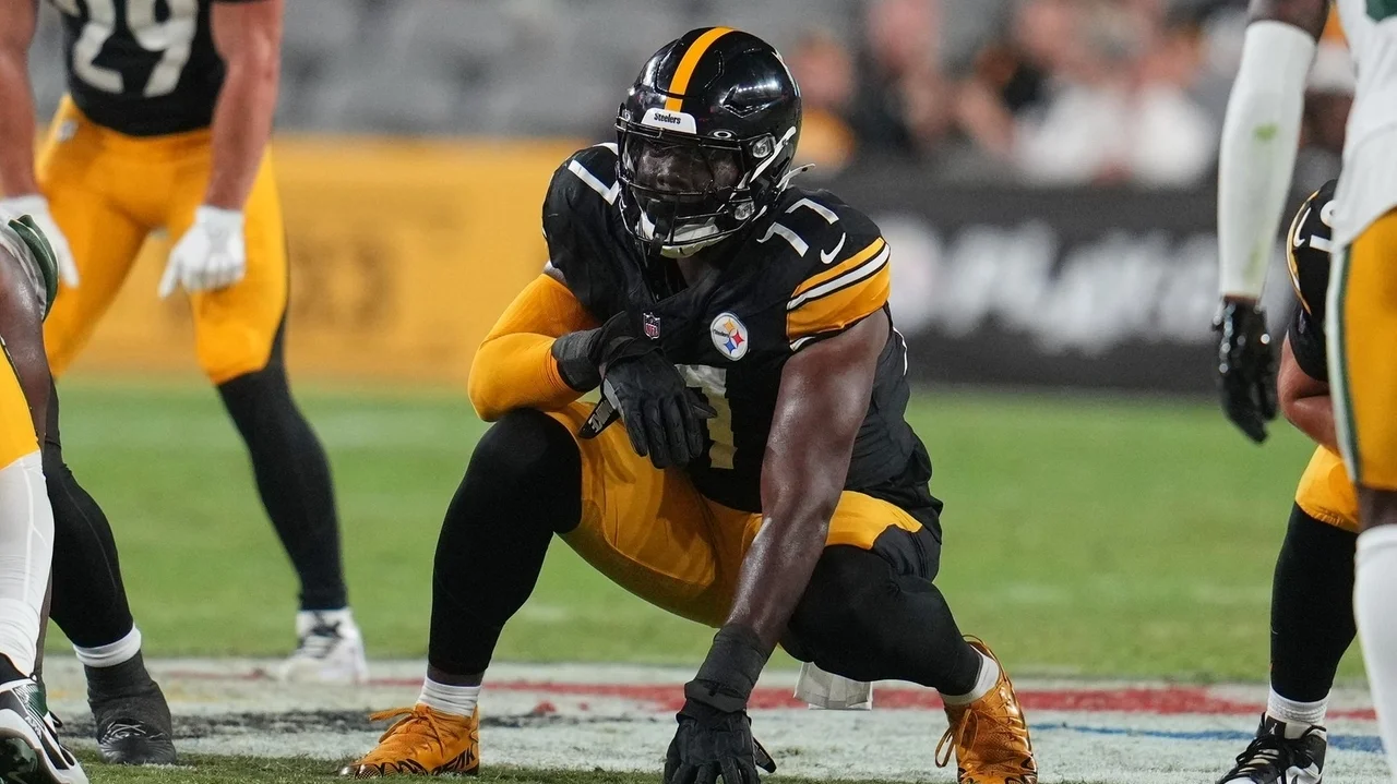 Newly acquired Broderick Jones will compete with Terence Steele at right tackle, Cowboys say
