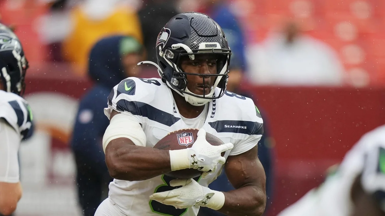 Seahawks place rookie RB Jadarian Price on injured reserve while Julian Love returns